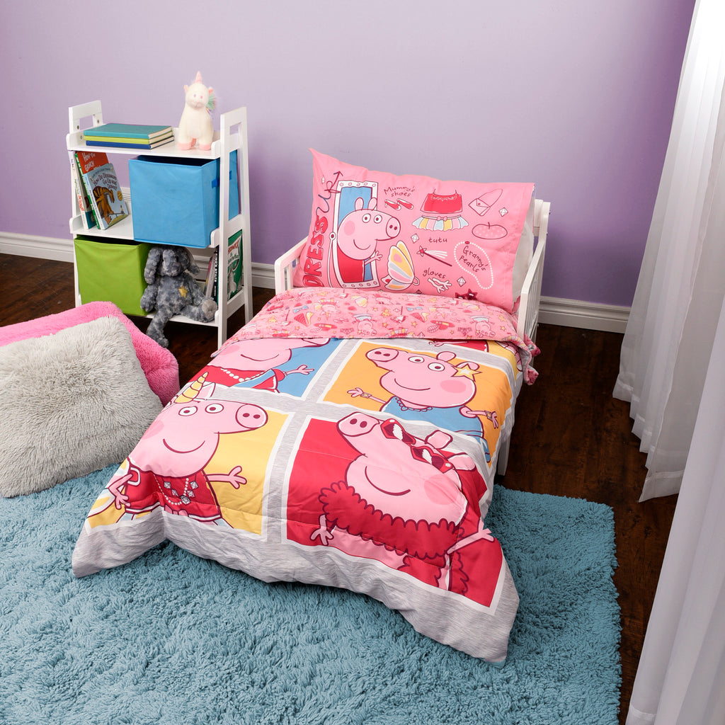 Peppa Pig 2-Piece Toddler Bedding Set room shot