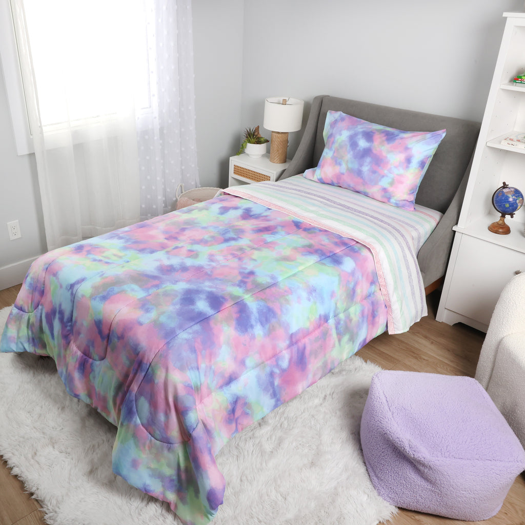 4-Piece Twin Bedding Set, Tie Dye room shot