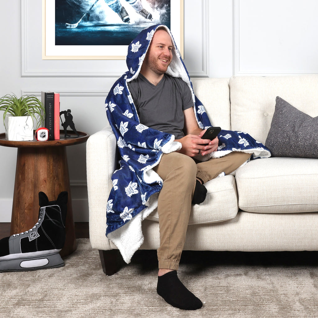 NHL Toronto Maple Leafs Hooded Throw on model