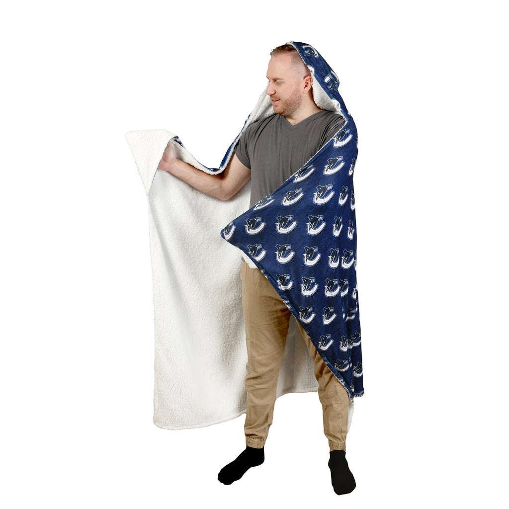 NHL Vancouver Canucks Hooded Throw on model