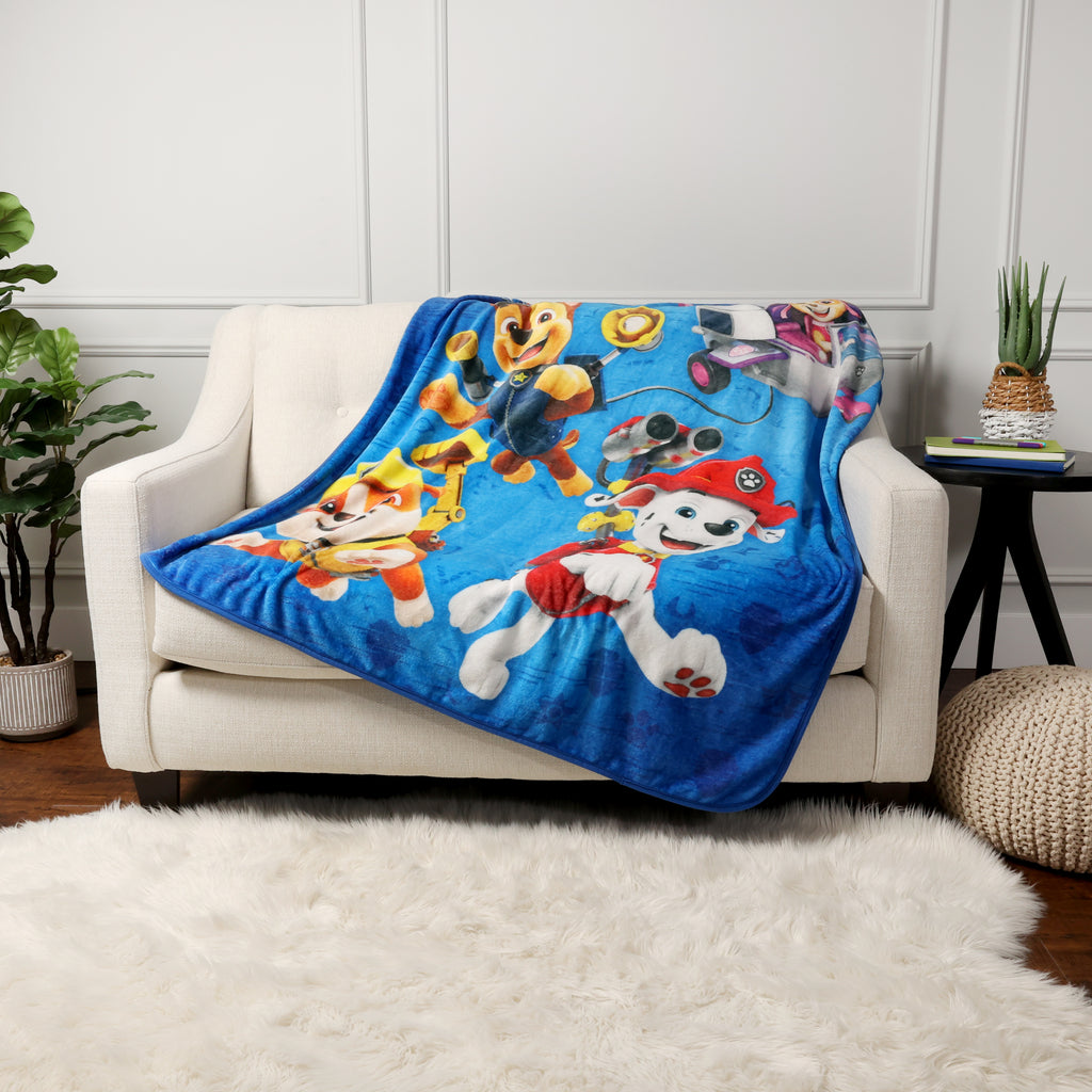 Paw Patrol Kids Throw, 50" x 60" room shot