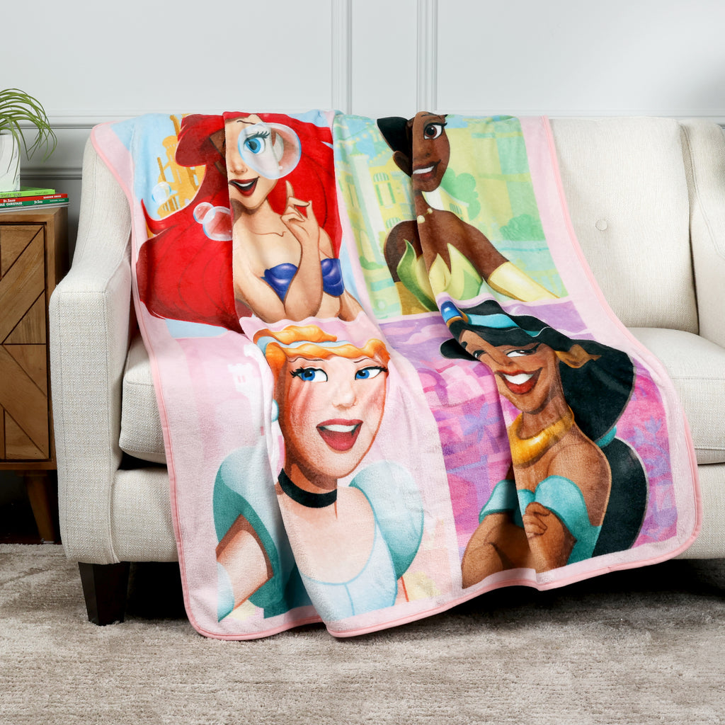 Disney Princess Kids Throw, 50" x 60" room shot