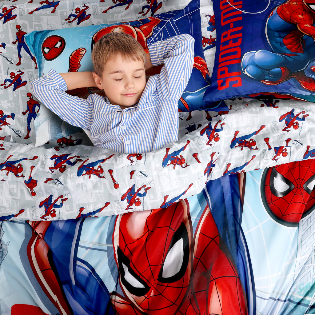 Marvel Spiderman 5-Piece Full Bedding Set lifestyle