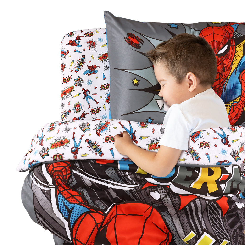 Marvel Spiderman 3-Piece Toddler Bedding Set lifestyle