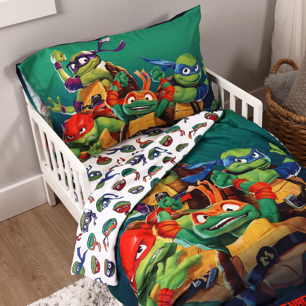 Teenage Mutant Ninja Turtles 3-Piece Toddler Bedding Set room shot