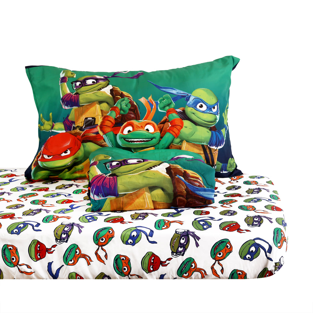 Teenage Mutant Ninja Turtles 3-Piece Toddler Bedding Set stacked