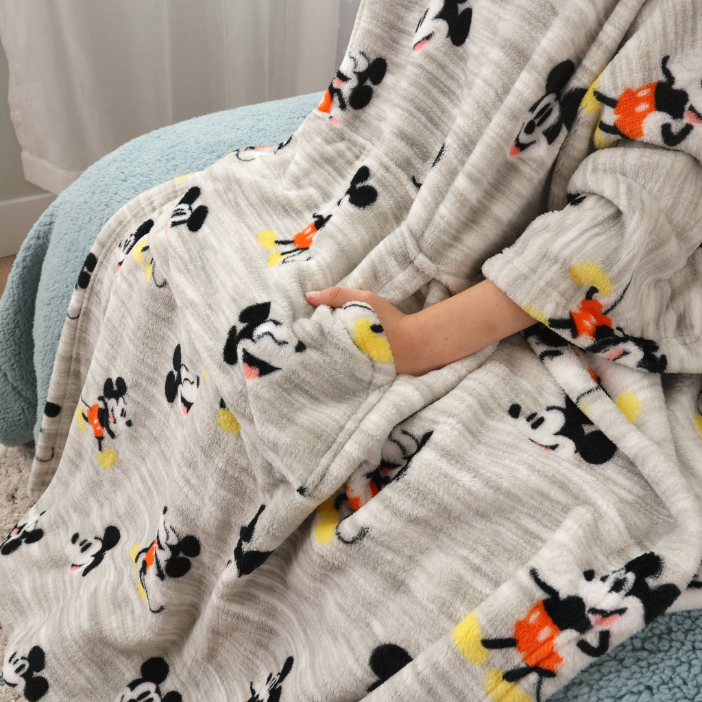 Disney Mickey Mouse Kids Hooded Poncho Blanket pocket