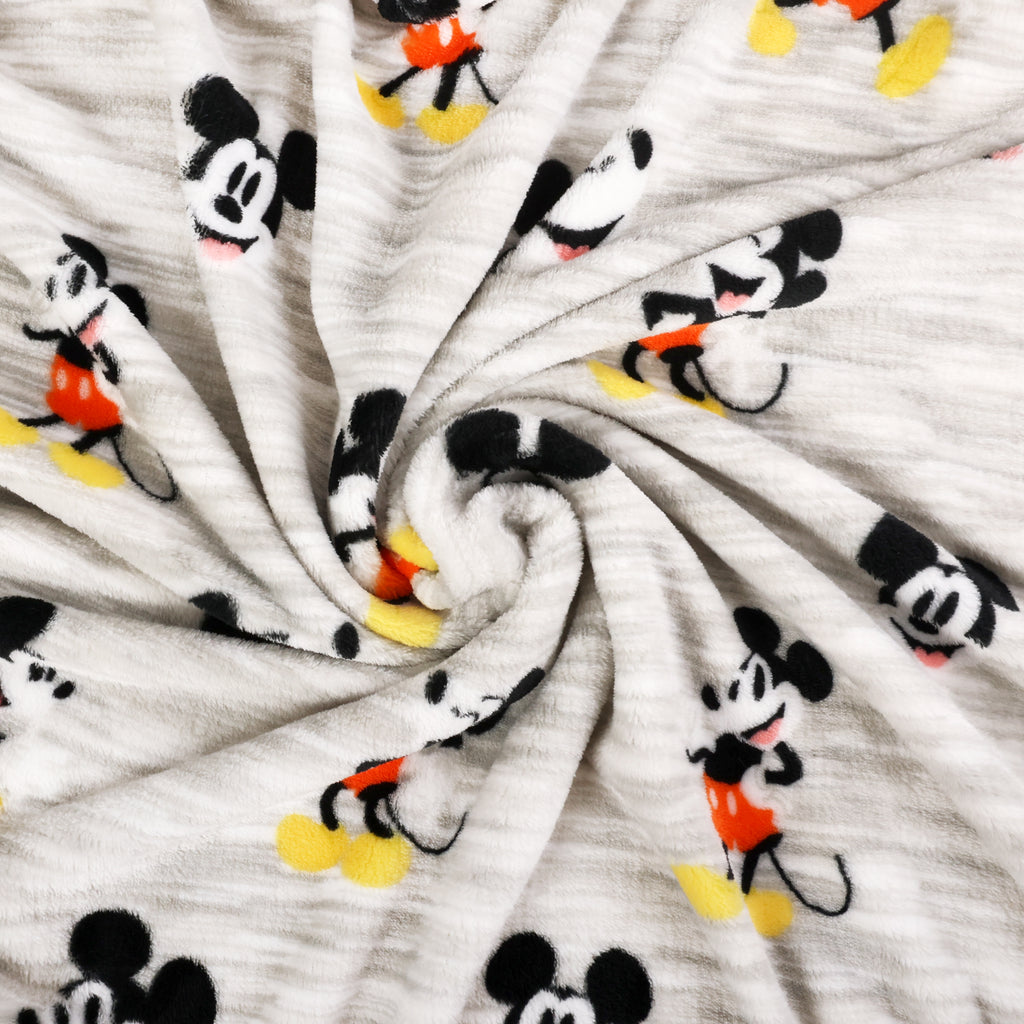 Disney Mickey Mouse Kids Footed Throw close up