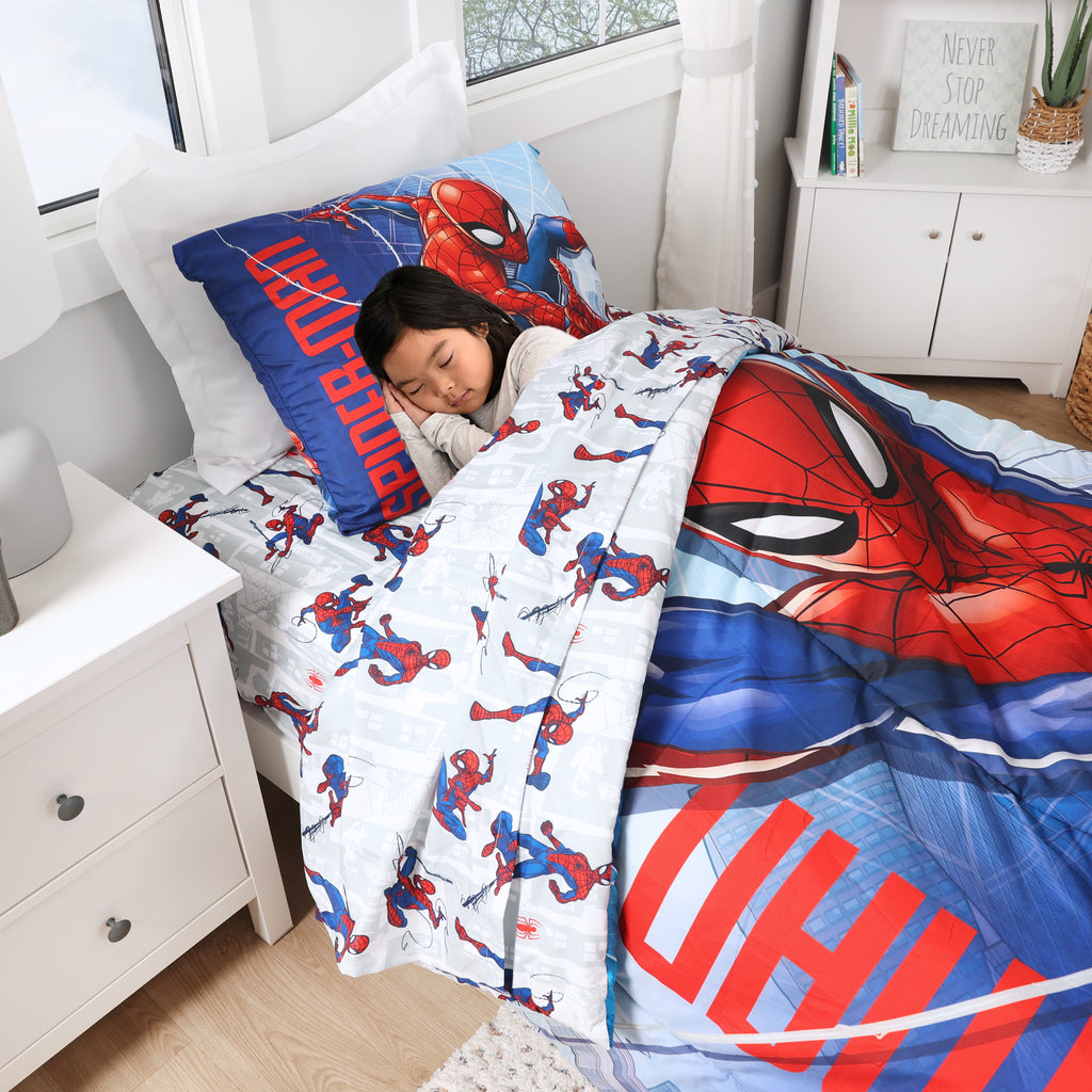 Marvel Spider-Man 4-Piece Twin Bedding Set lifestyle