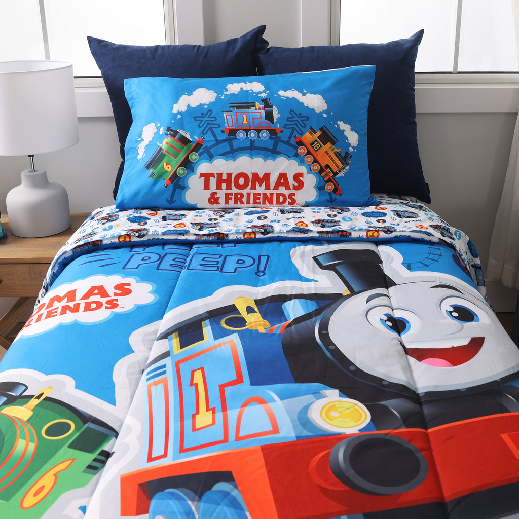 Thomas & Friends 4-Piece Twin Bedding Set room shot