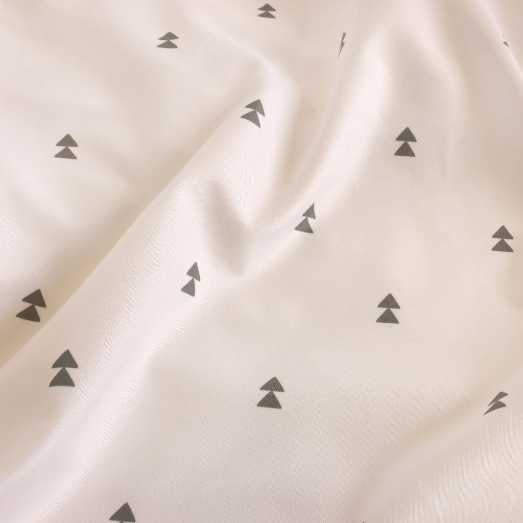 2-Piece Fitted Crib Sheets, Woodland close up