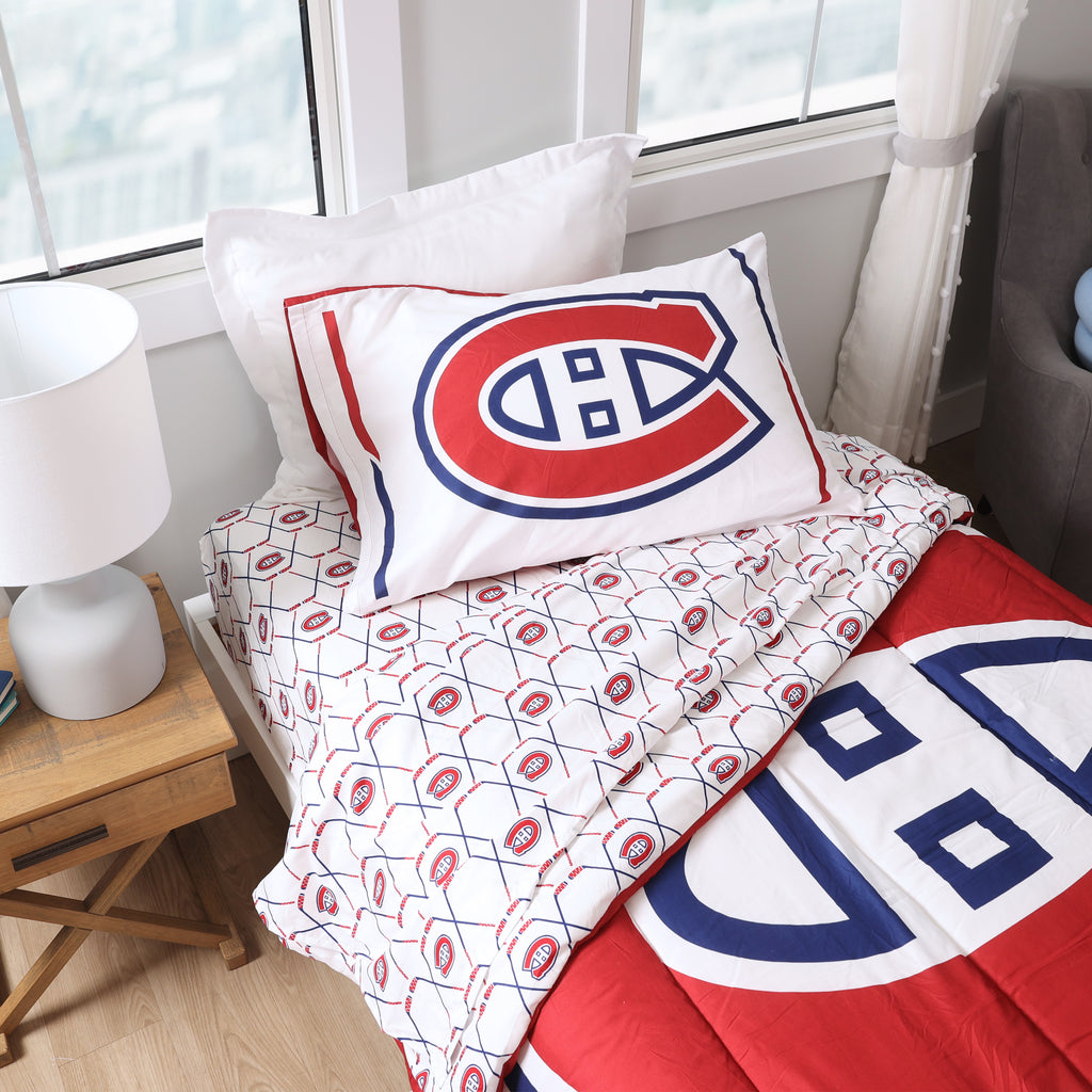 NHL Montreal Canadiens Twin Bedding Set close up room shot