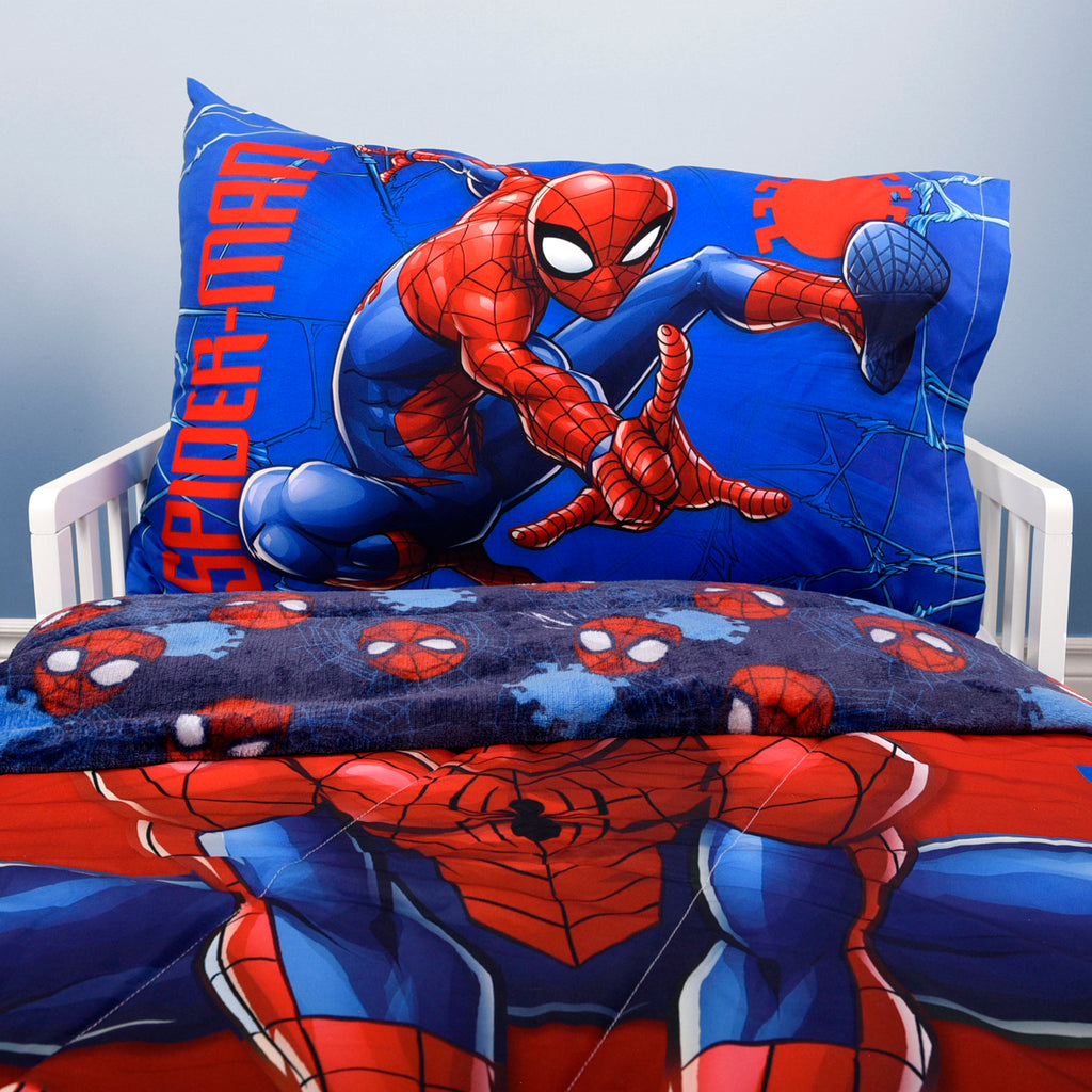 Marvel Spider-Man 2-Piece Toddler Bedding Set bed close up