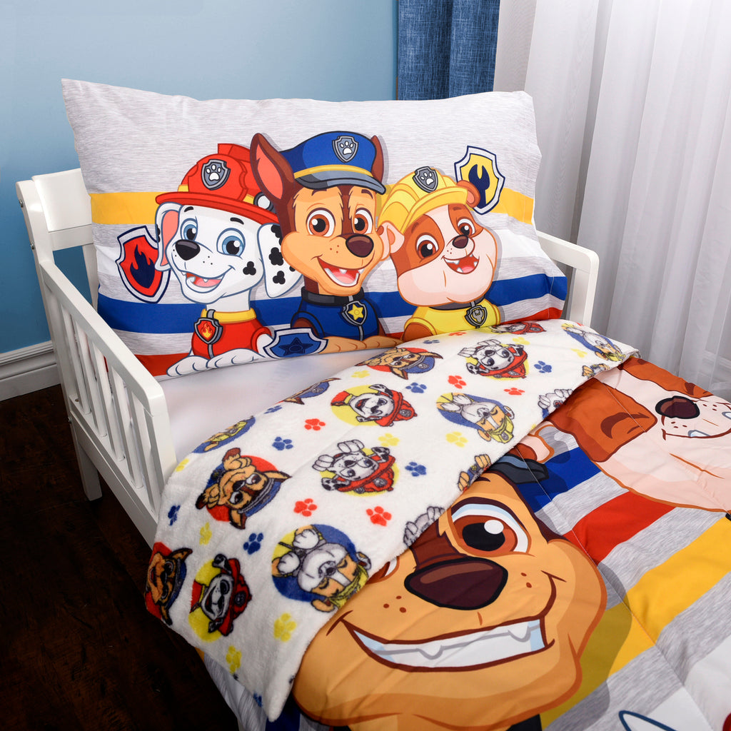 Paw Patrol 2-Piece Toddler Bedding Set bed close up