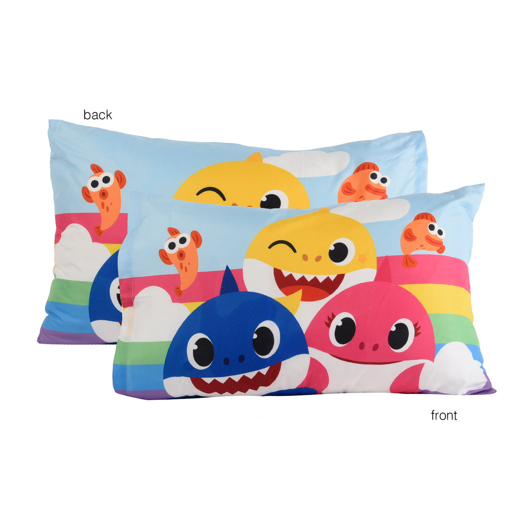 Baby Shark 2-Piece Toddler Bedding Set reversible pillowcase