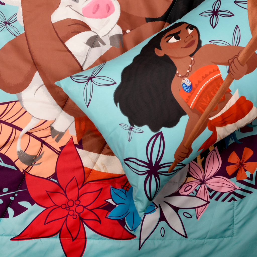 Disney Moana 2-Piece Toddler Bedding Set close up