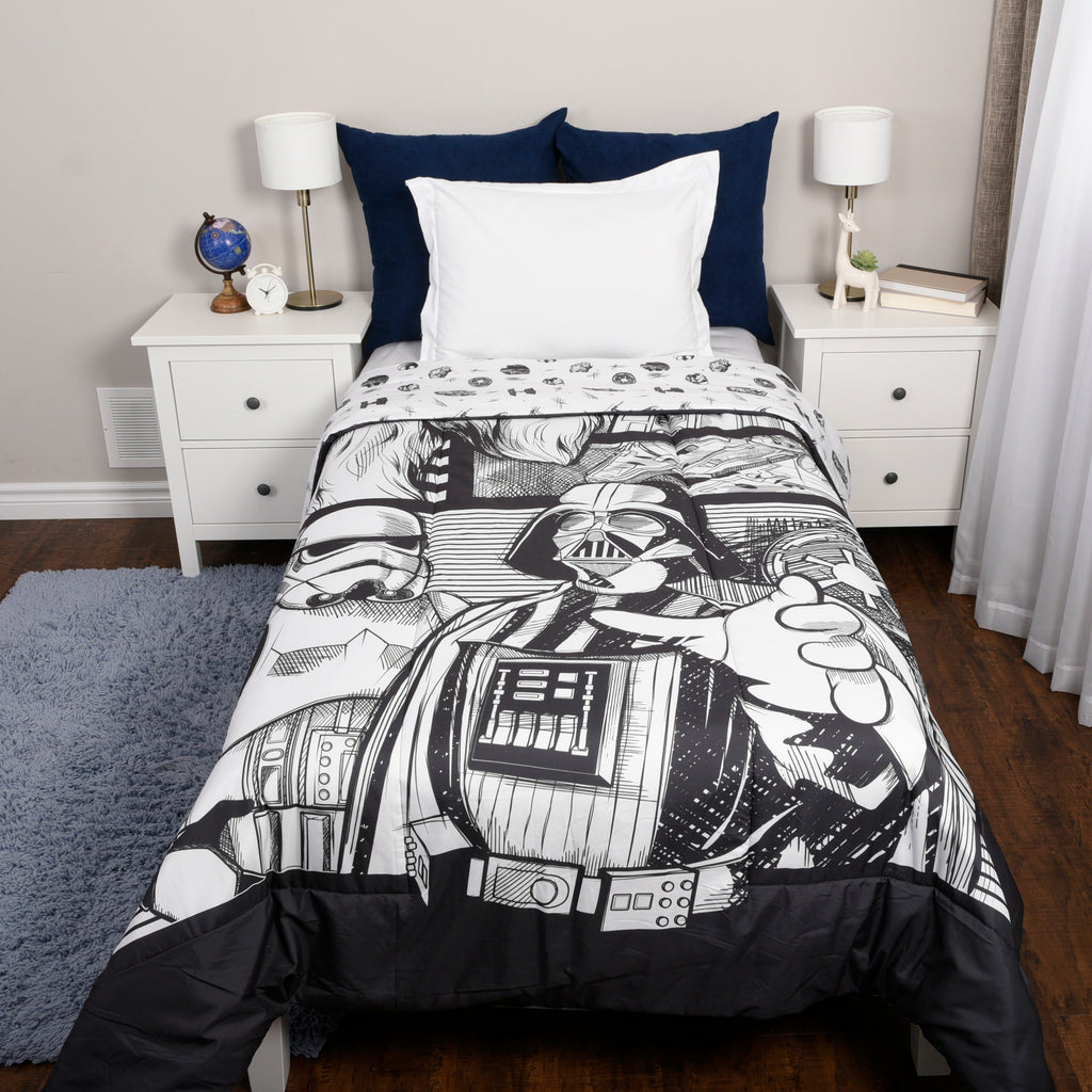 Star Wars Twin/Full Comforter, 72" x 86" room shot