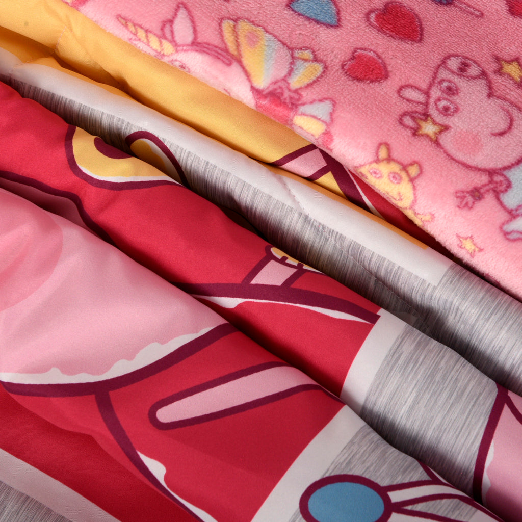 Peppa Pig 2-Piece Toddler Bedding Set close up