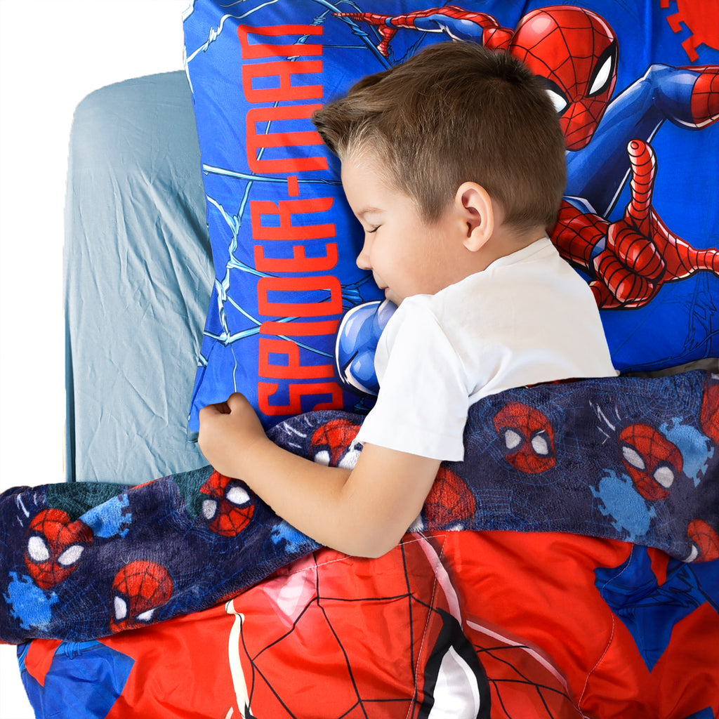 Marvel Spider-Man 2-Piece Toddler Bedding Set lifestyle
