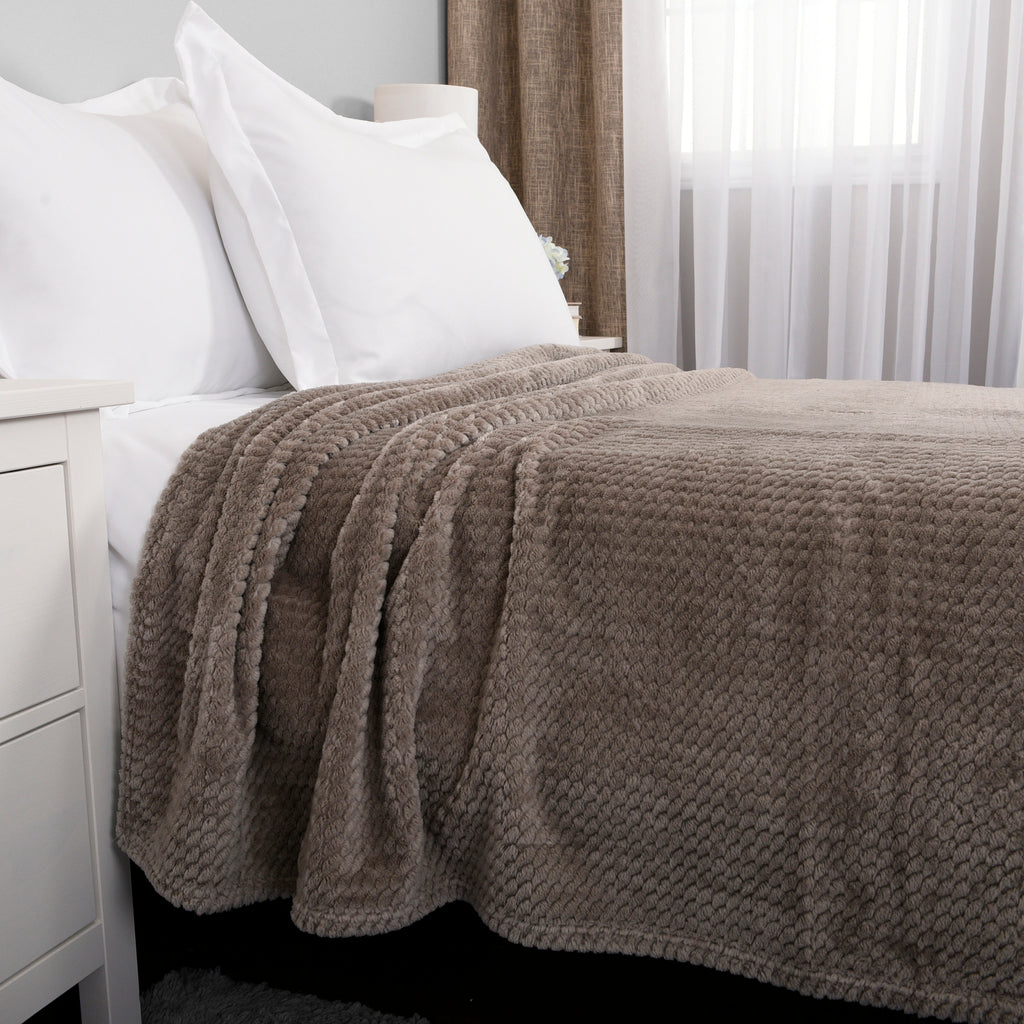 Life Comfort Jacquard Velvet Touch Blanket, Grey 96" x 66" room shot