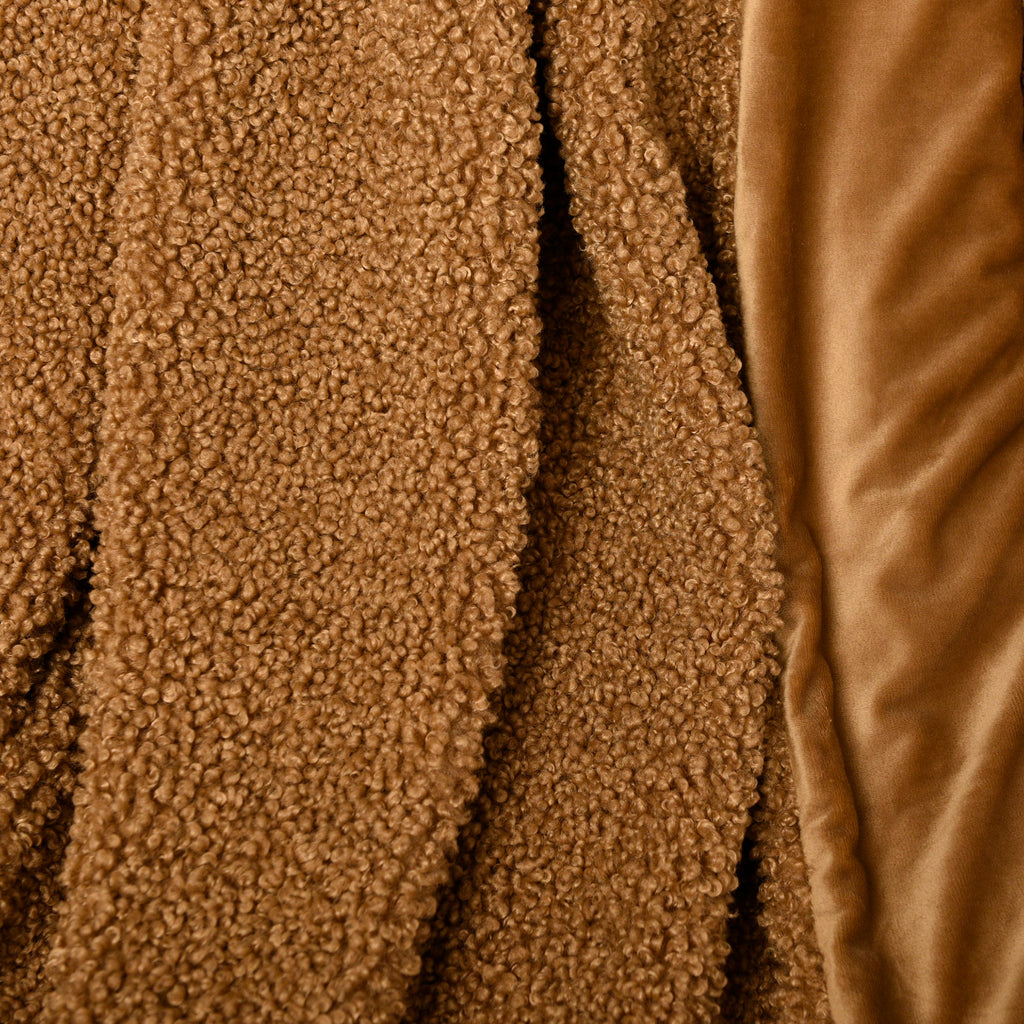 Life Comfort Faux Teddy Fur Throw close up