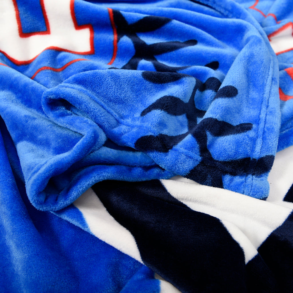 MLB Toronto Blue Jays Arena Blanket close up