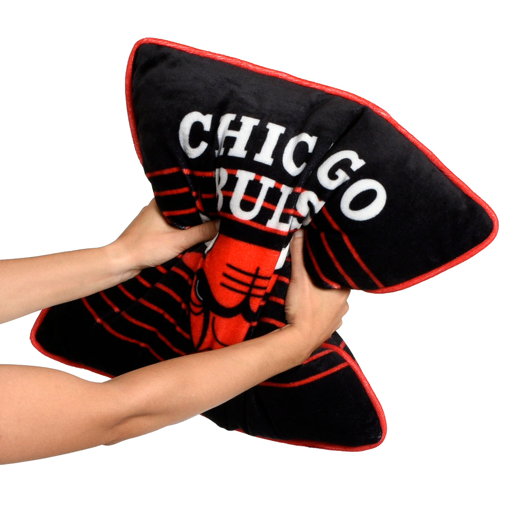 NBA Chicago Bulls Cushion fluffing