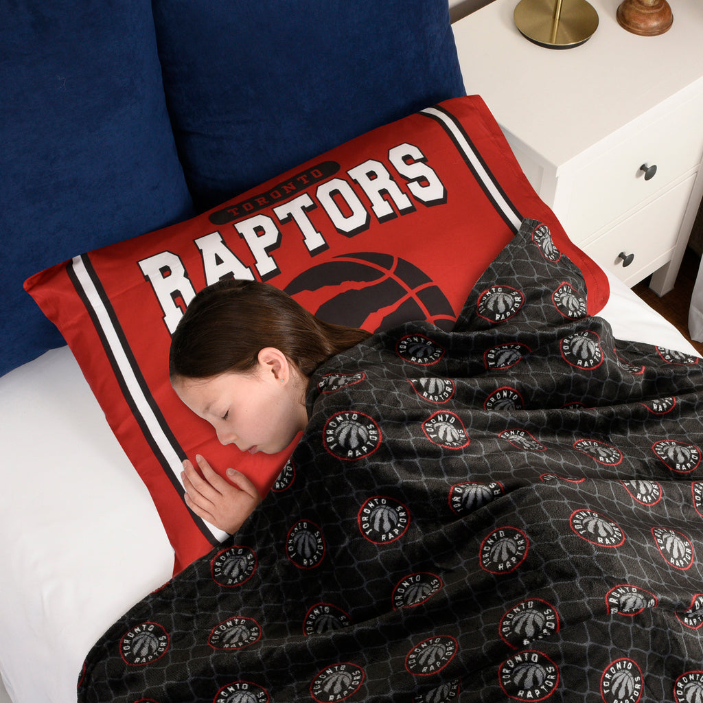 NBA Toronto Raptors 2-Piece Pillowcase model sleeping