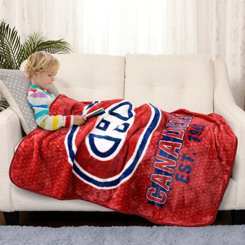 Child using NHL Montreal Canadiens Throw