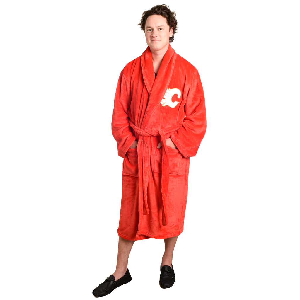 NHL Calgary Flames Men's Robe on model