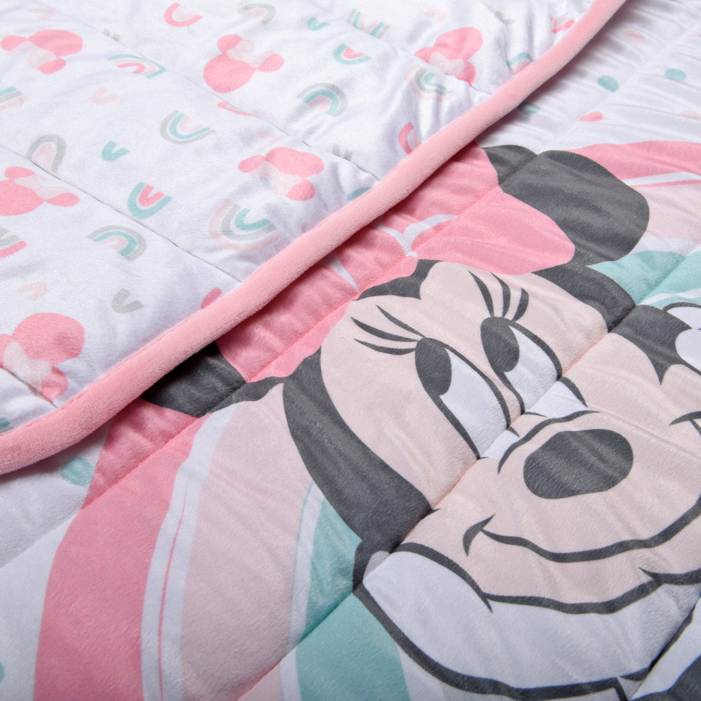 Disney Minnie Mouse Quilted Blanket close up