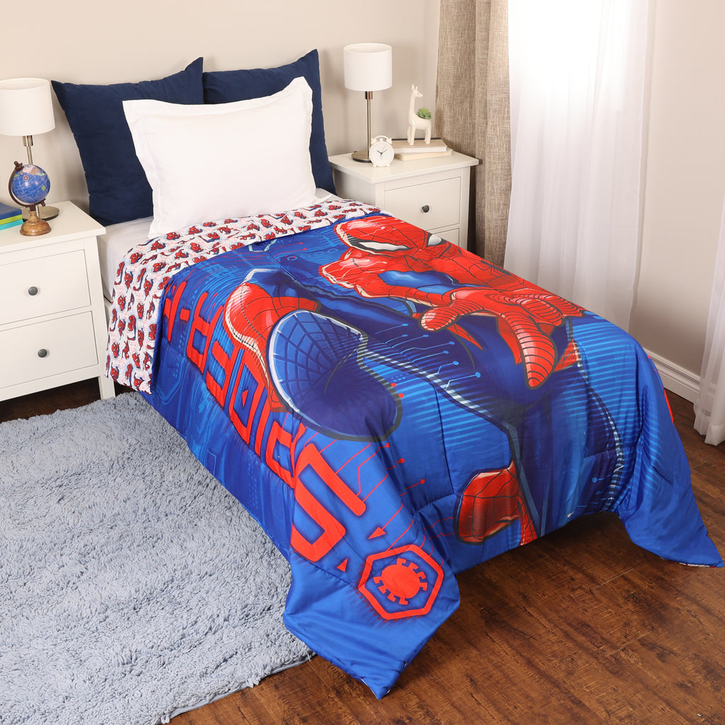 Marvel Spider-Man Twin/Full Comforter, 72" x 86" room shot